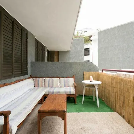 Caledonia Park Апартаменты